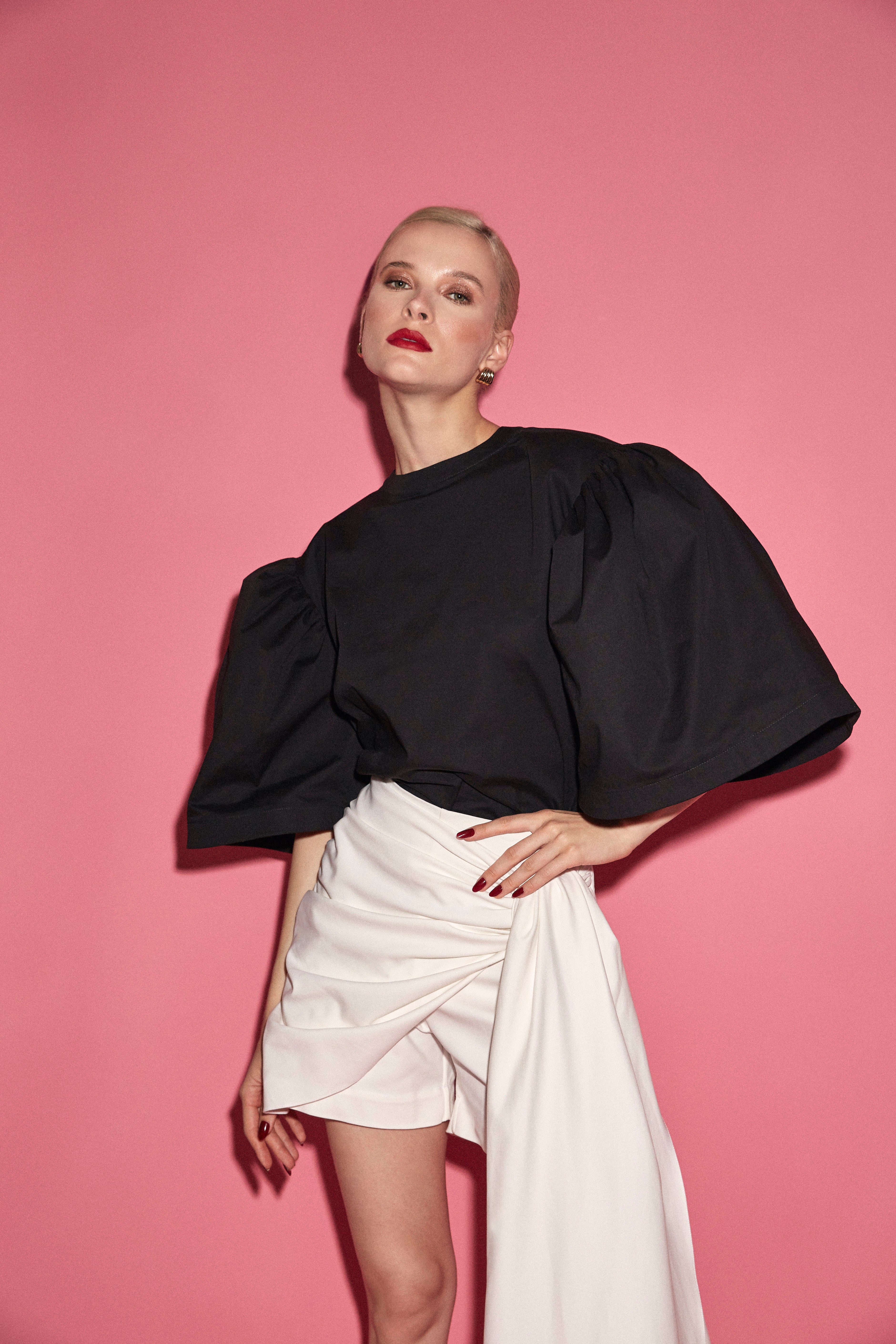 Campana Sleeves Top